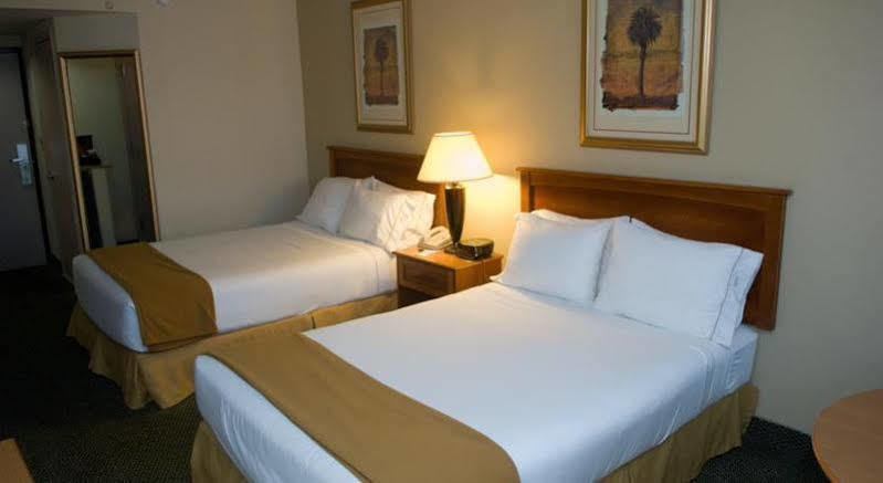 Holiday Inn Express Hotel & Suites Miami - Hialeah By Ihg Buitenkant foto