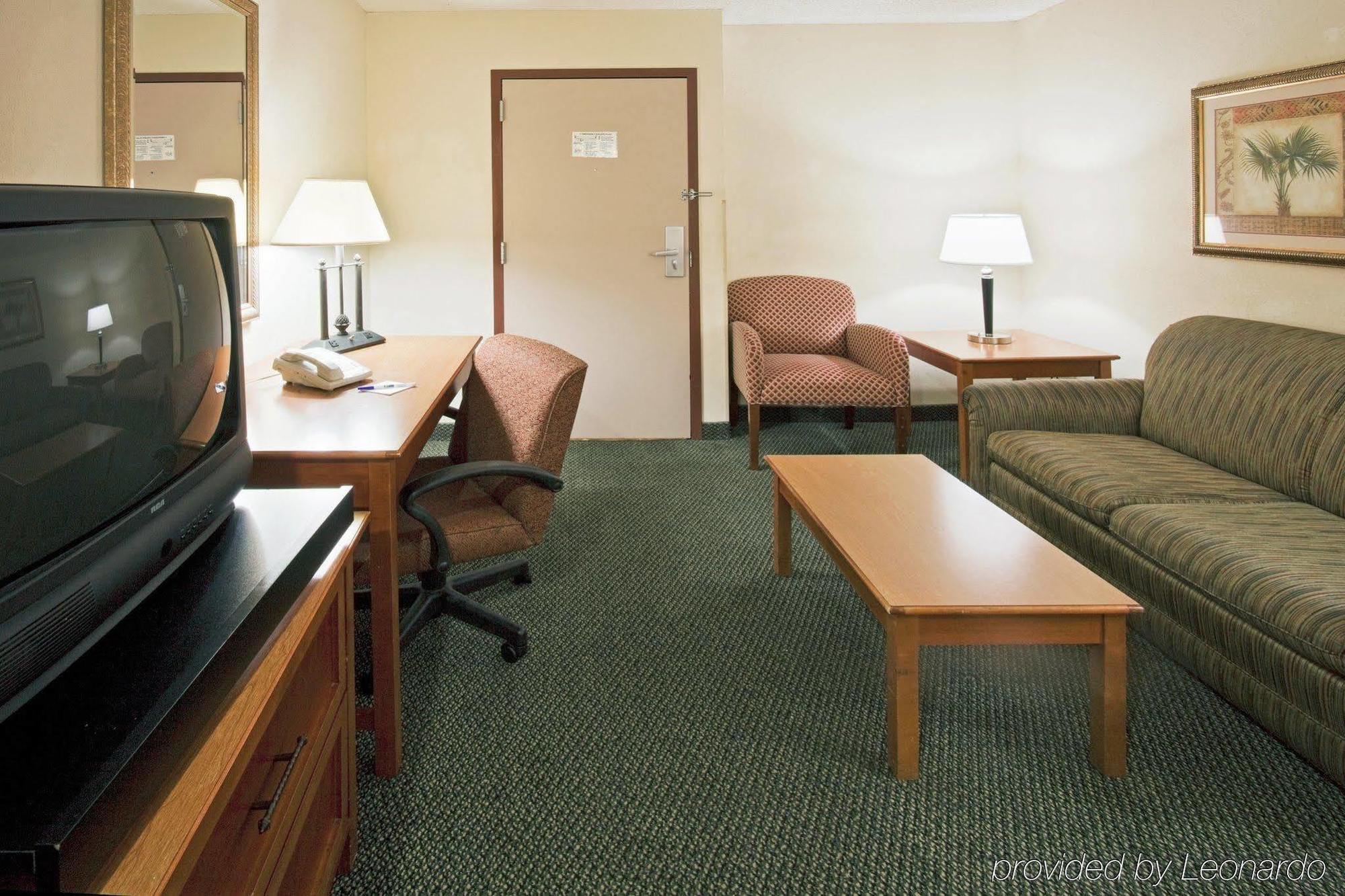 Holiday Inn Express Hotel & Suites Miami - Hialeah By Ihg Buitenkant foto